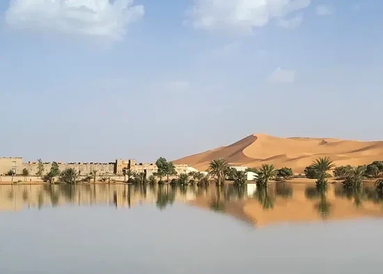 Simak Fenomena Banjir di Gurun Sahara yang Mengubah Gurun Terkering Jadi Oasis Dadakan 7 banjir di gurun sahara